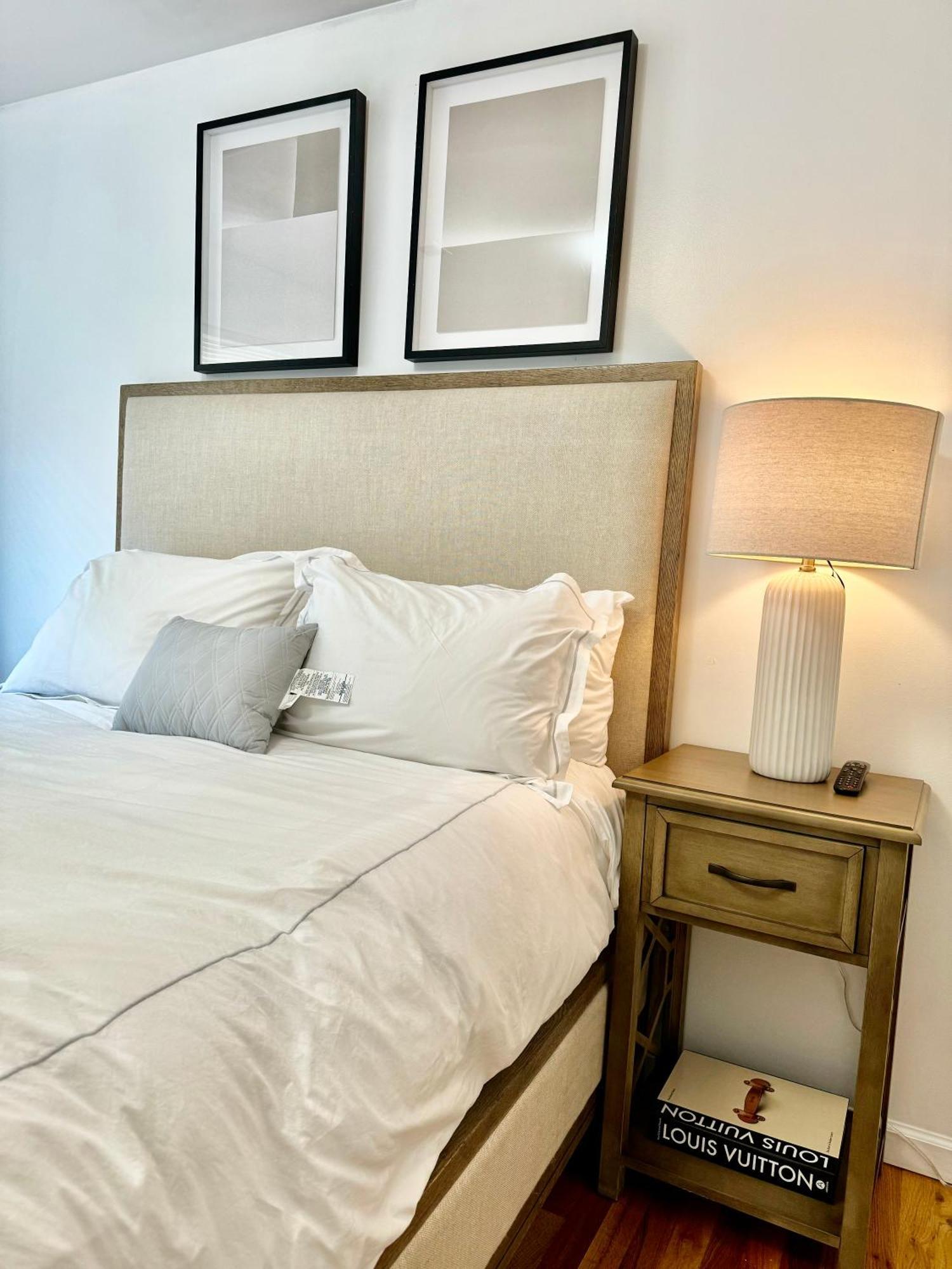 Stylish Evergreen Apartment By Newark Airport Exterior photo