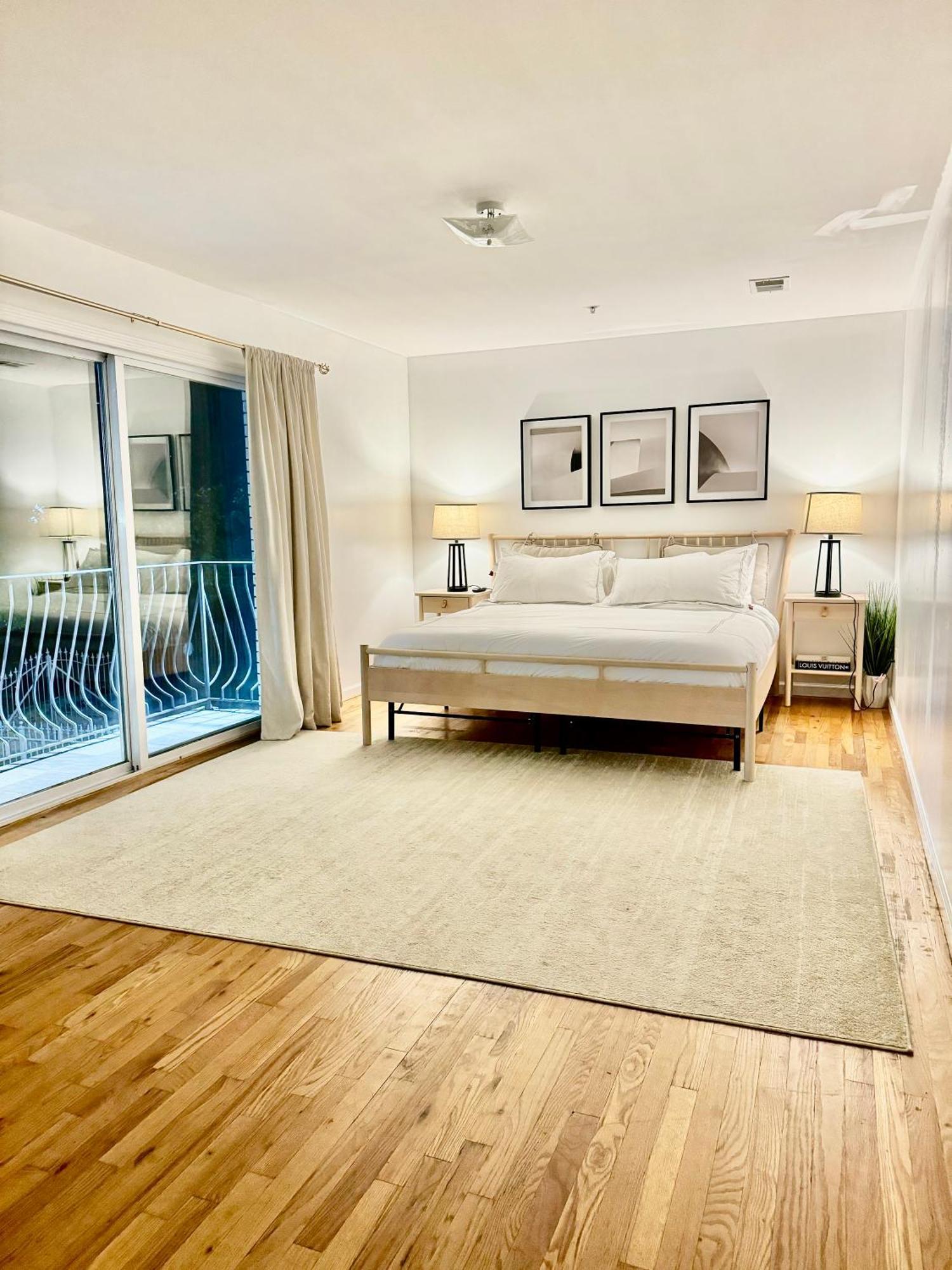 Stylish Evergreen Apartment By Newark Airport Exterior photo